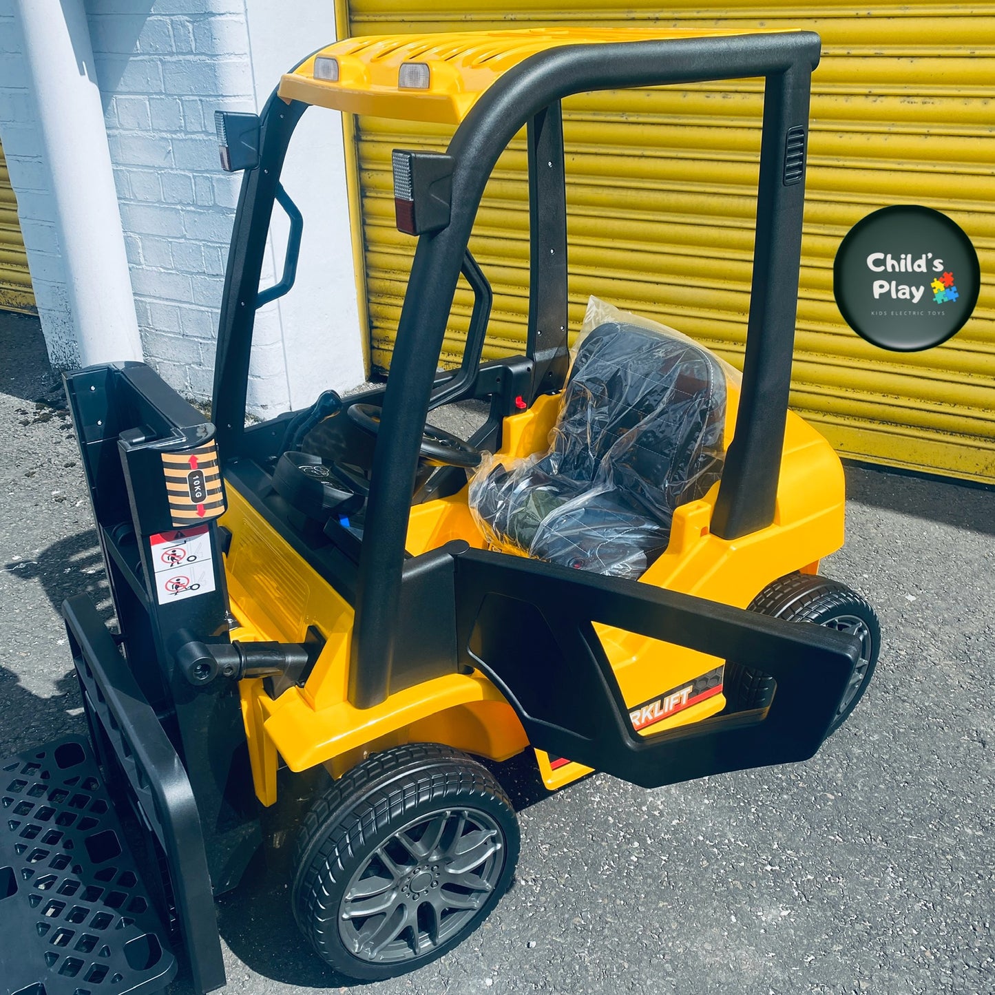 Kids Large 12v Electric Ride-On Fork Lift Truck with Upgraded Spec