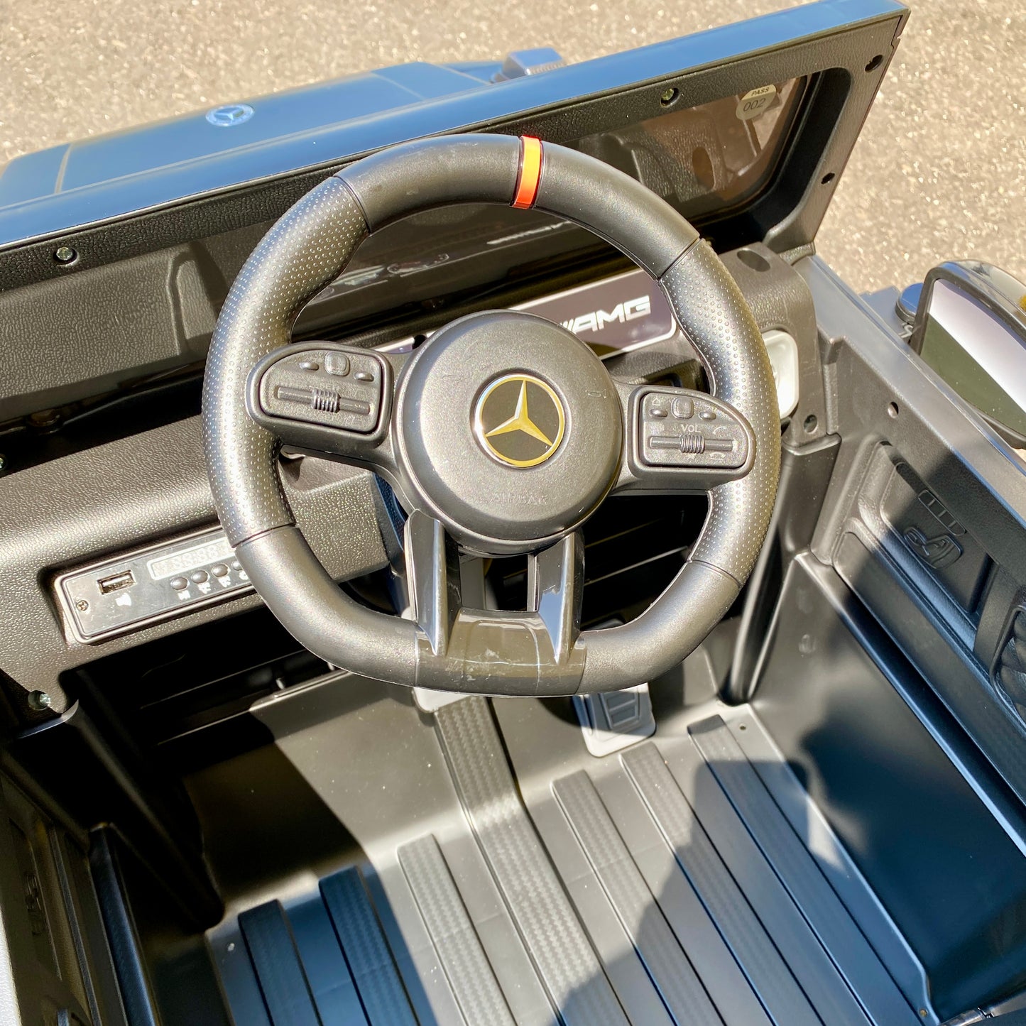 Kids Electric LIMITED EDITION 12v Mercedes G63 G Wagon SATIN MATT BLACK EDITION Upgraded leather seat & rubber wheels COMPACT