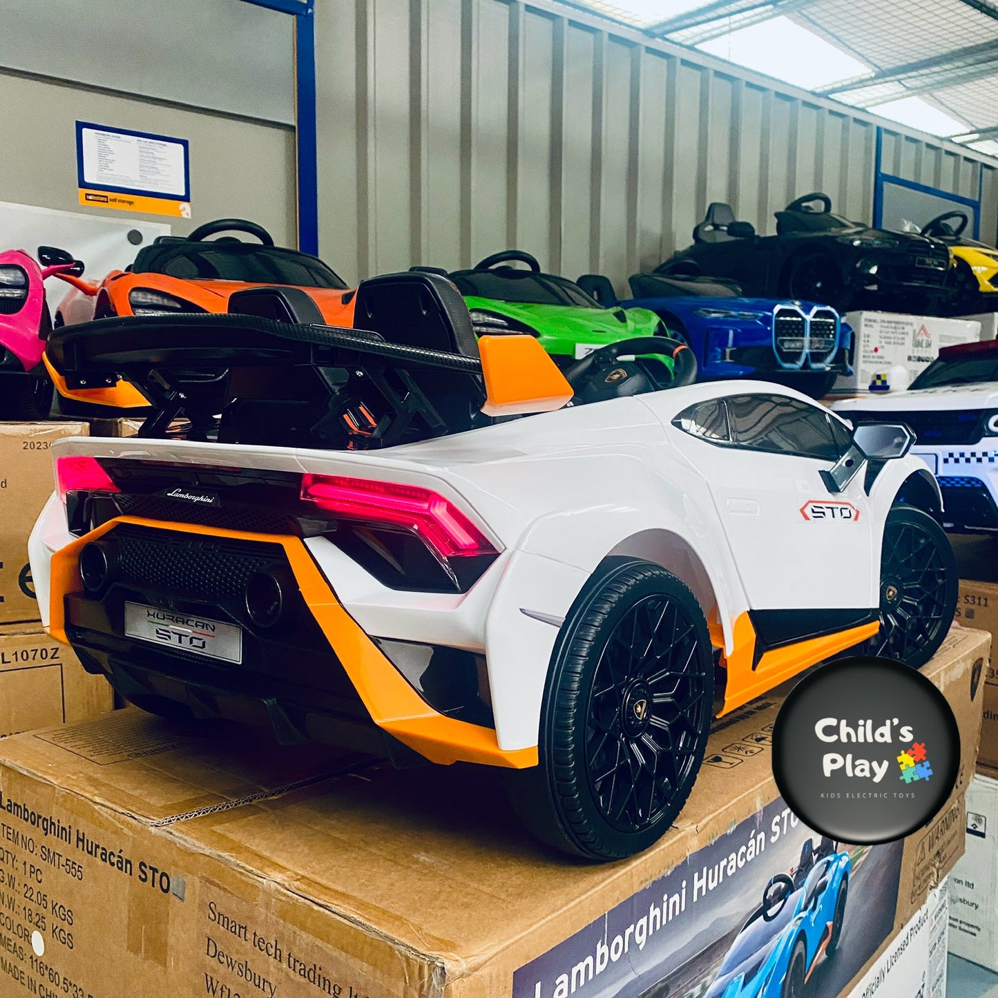 Licensed Lamborghini Huracan STO 24v DRIFT MODE Kids Electric Ride on Car WHITE