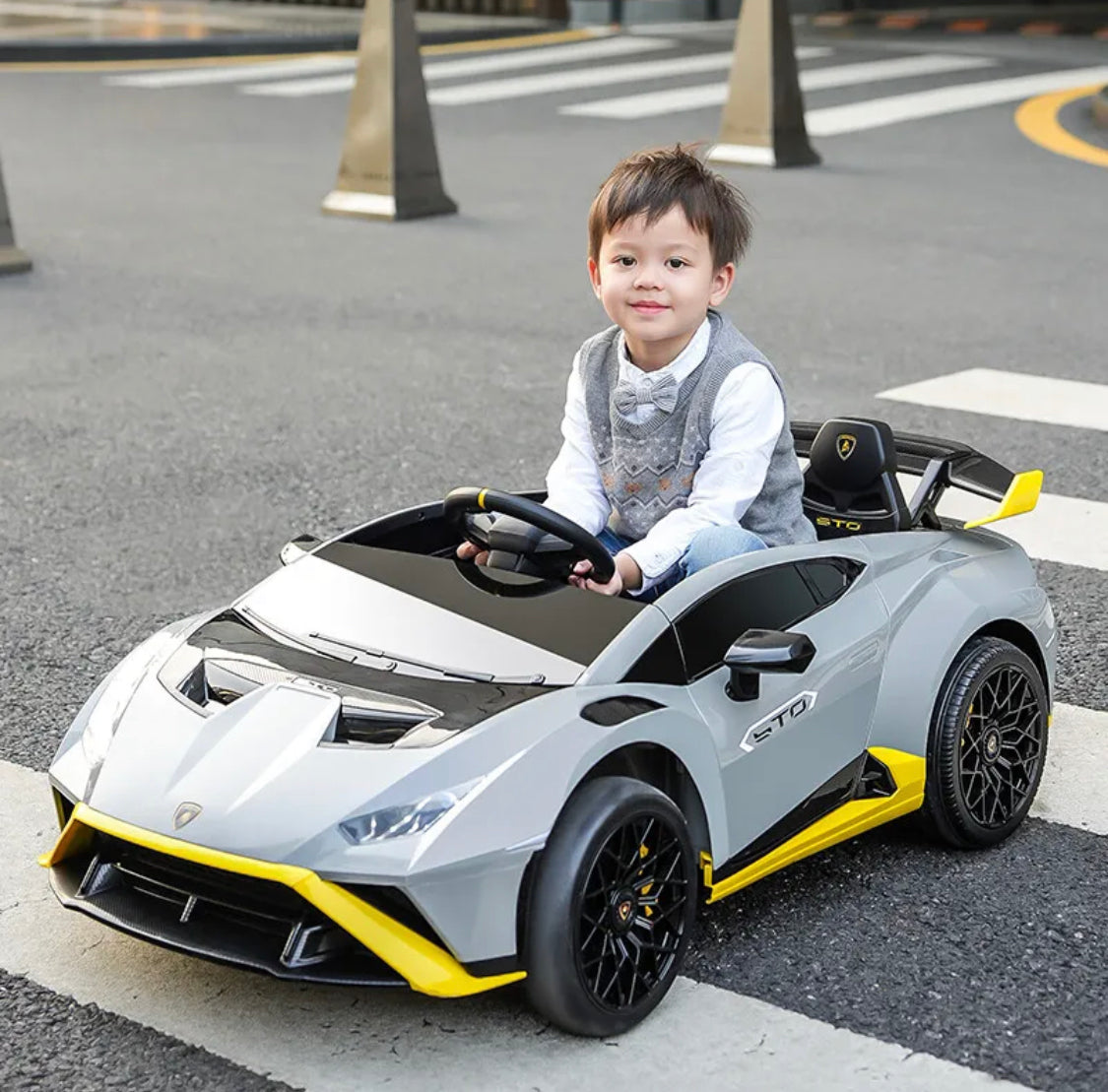 Licensed Lamborghini Huracan STO 24v DRIFT MODE Kids Electric Ride