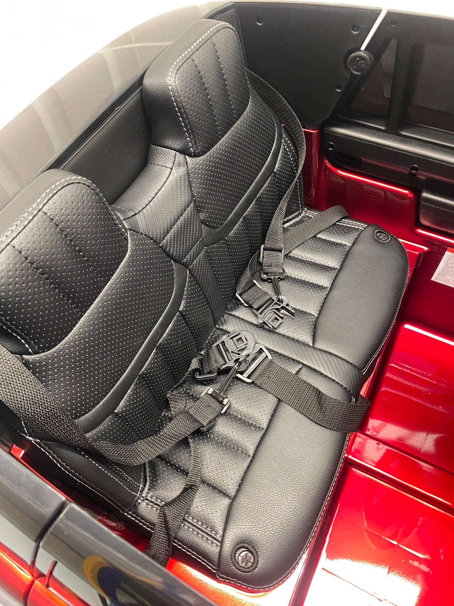 Range Rover 2023 NEW SHAPE Two Seater 24V Kids Ride on Car with Parent Remote MP4 touchscreen - Metallic RED
