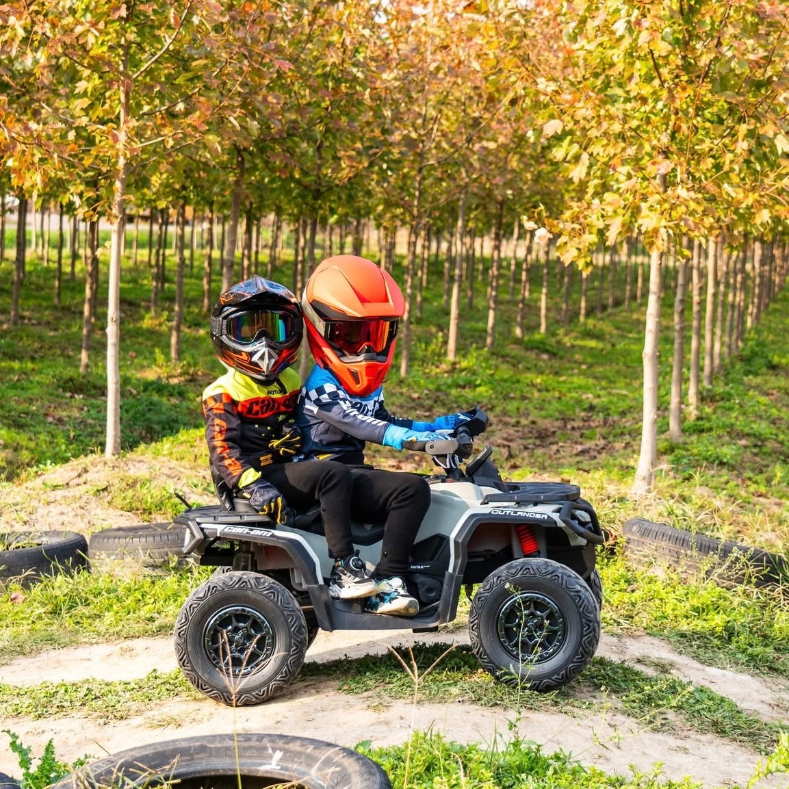 Licensed 24v Can-Am Outlander Quad Bike 2 SEATER!