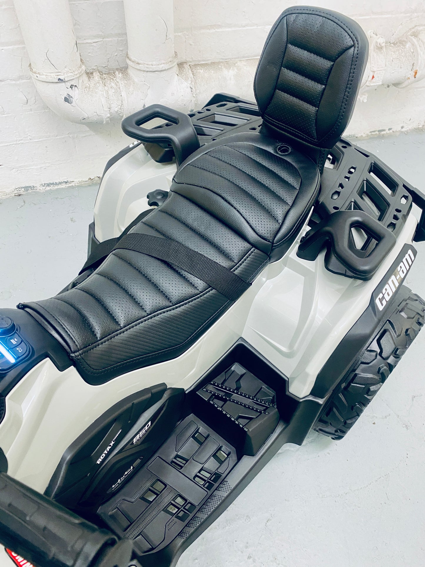 Licensed 24v Can-Am Outlander Quad Bike 2 SEATER!